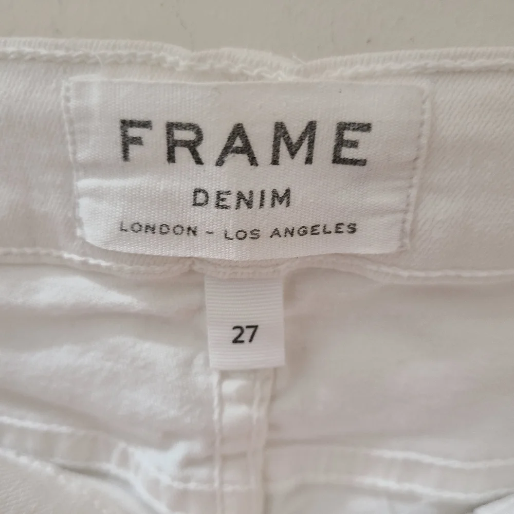 FRAME Le Skinny De Jeanne Crop Distressed Jeans in Blanc White Sz 27 - Picture 9 of 13